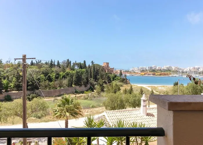 Front Line Townhouse N 9 In Sea Views Ferienhaus *