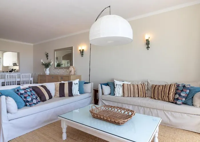 Front Line Townhouse N 9 In Sea Views