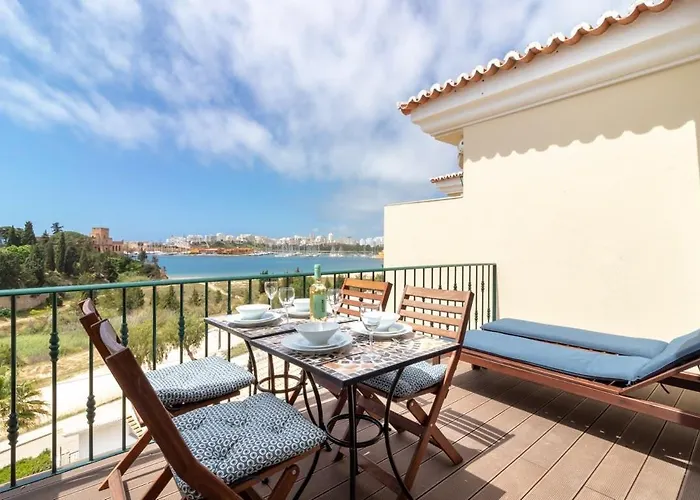 Front Line Townhouse N 9 In Sea Views 费拉古多